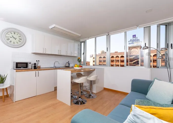 Апартаменти Yumbo Teror Two Bedroom *